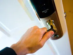 Ozone Park Locksmith Service Ozone Park, NY 718-971-9687 Ozone Park Locksmith Service Ozone Park, NY 718-971-9687 - com-side